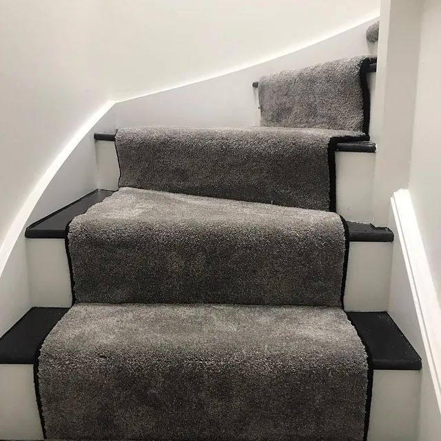 curved stair carpet